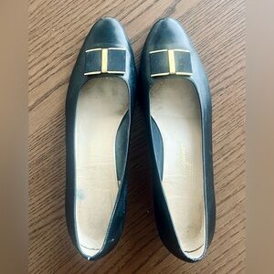 Salvatore Ferragamo Oxford Blue Navy Vara Bow Pump Heels Shoes Size 10 B
